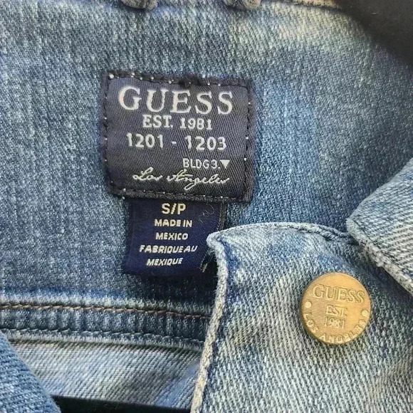 GUESS JEAN VEST SIZE SMALL - Picture 2 of 4